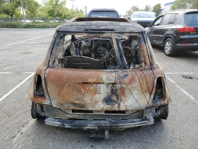 Photo 6 from auction – 2005 MINI COOPER S with VIN WMWRE33465TD93338