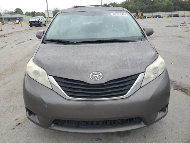 Photo 5 from auction – 2012 TOYOTA SIENNA BAS with VIN 5TDKA3DC6CS011419