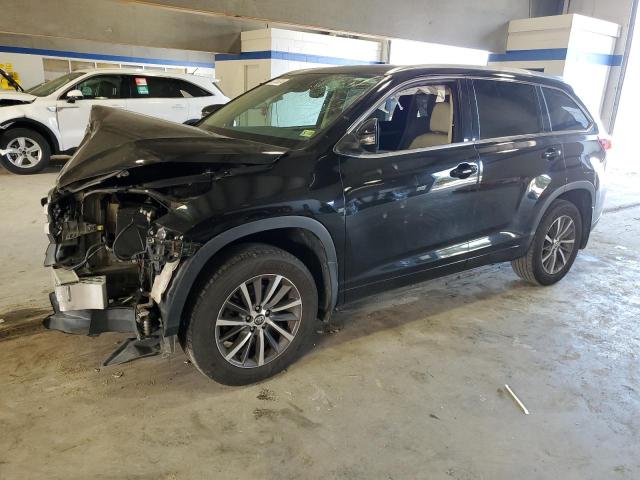 TOYOTA HIGHLANDER 2017 with VIN 5TDJZRFH8HS456963 - Photo from auction