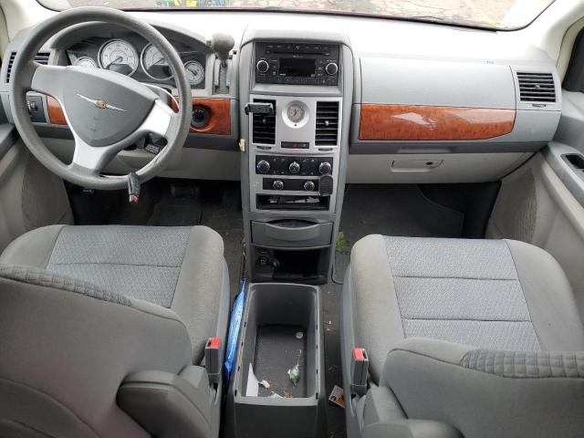 Photo 8 from auction – 2009 CHRYSLER TOWN & COU with VIN 2A8HR44E49R521899
