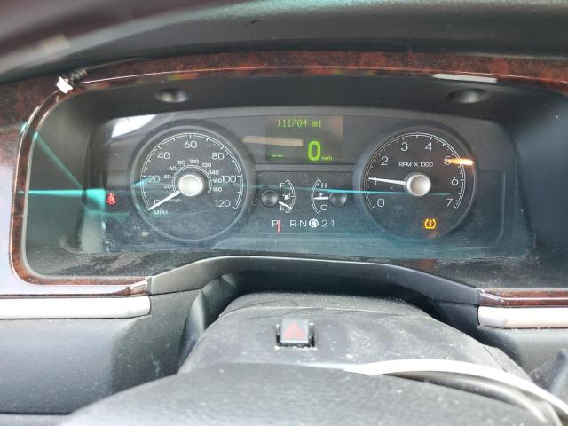 Photo 9 from auction – 2011 LINCOLN TOWN CAR S with VIN 2LNBL8CV2BX752353