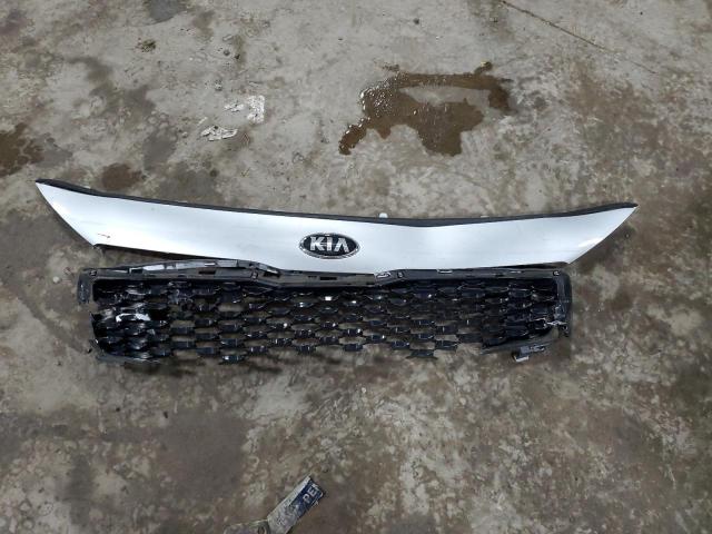 Photo 12 from auction – 2017 KIA FORTE LX with VIN 3KPFK4A76HE091673