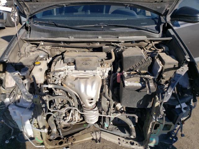 Photo 12 from auction – 2017 TOYOTA RAV4 LE with VIN 2T3BFREV5HW656881