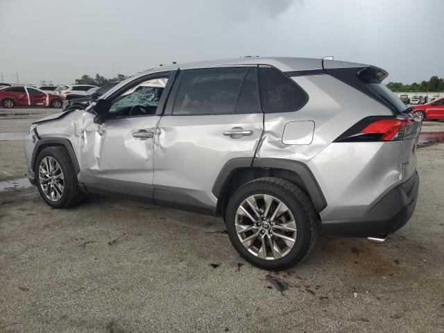 Photo 2 from auction – 2020 TOYOTA RAV4 XLE P with VIN JTMC1RFVXLD047275