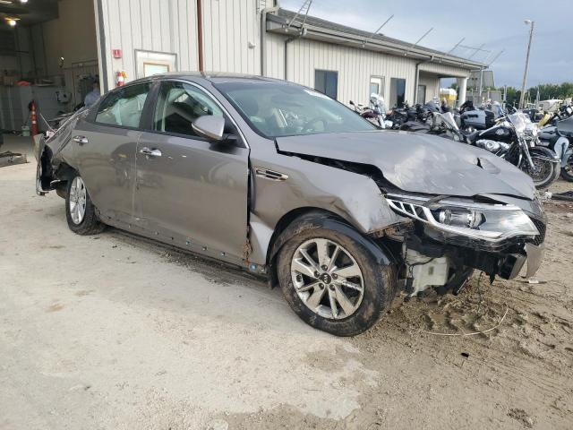 Photo 4 from auction – 2016 KIA OPTIMA LX with VIN 5XXGT4L35GG113096