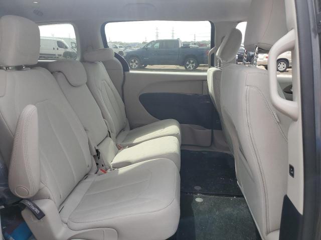 Photo 11 from auction – 2017 CHRYSLER PACIFICA T with VIN 2C4RC1DG1HR502559
