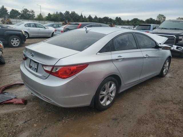 Photo 3 from auction – 2011 HYUNDAI SONATA SE with VIN 5NPEC4AC2BH123625