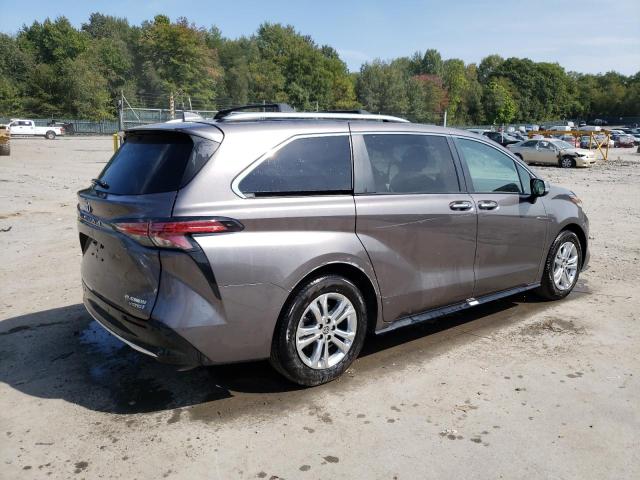 Photo 3 from auction – 2022 TOYOTA SIENNA LIM with VIN 5TDESKFC9NS050624