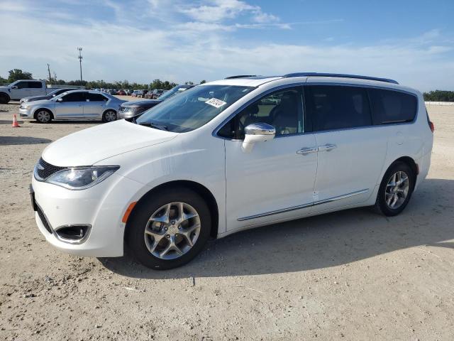 CHRYSLER PACIFICA L 2017 with VIN 2C4RC1GG3HR785803 - Photo from auction