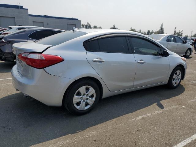Photo 3 from auction – 2016 KIA FORTE LX with VIN KNAFX4A63G5498947