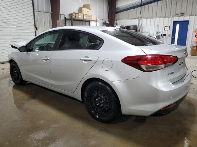 Photo 2 from auction – 2017 KIA FORTE LX with VIN 3KPFK4A76HE091673