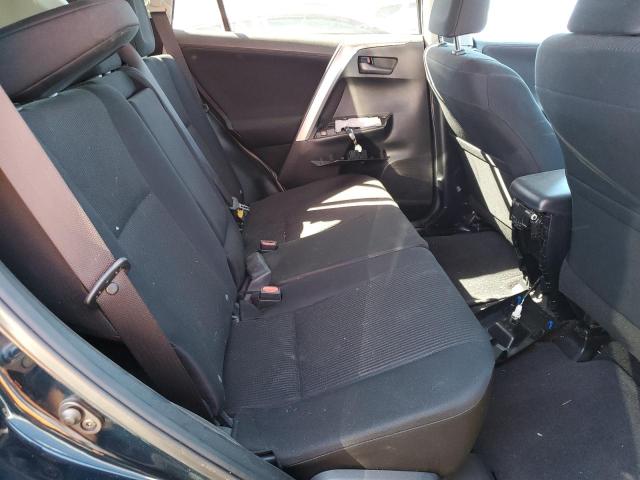 Photo 11 from auction – 2018 TOYOTA RAV4 LE with VIN JTMZFREV2JJ728588