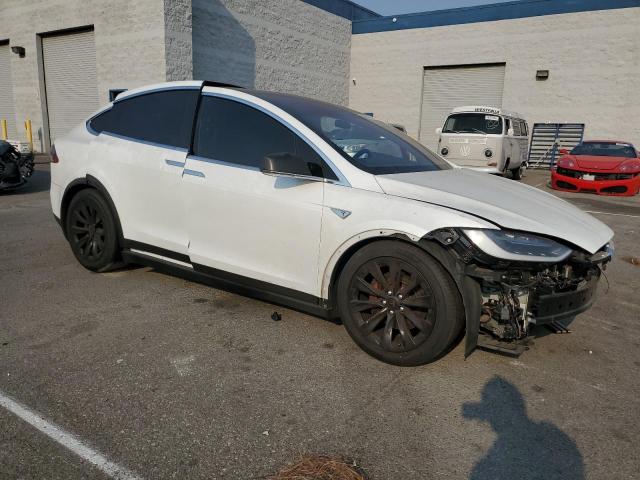 Photo 4 from auction – 2016 TESLA MODEL X with VIN 5YJXCBE24GF003765