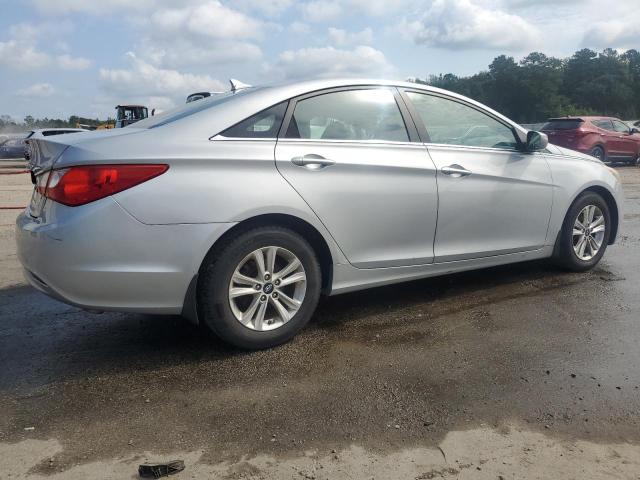 Photo 3 from auction – 2011 HYUNDAI SONATA GLS with VIN 5NPEB4AC9BH122667