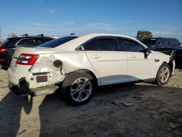 Photo 3 from auction – 2013 FORD TAURUS SEL with VIN 1FAHP2E86DG111437