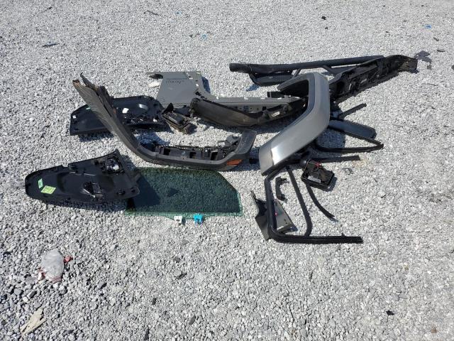 Photo 13 from auction – 2020 JEEP GLADIATOR with VIN 1C6HJTAG5LL216210