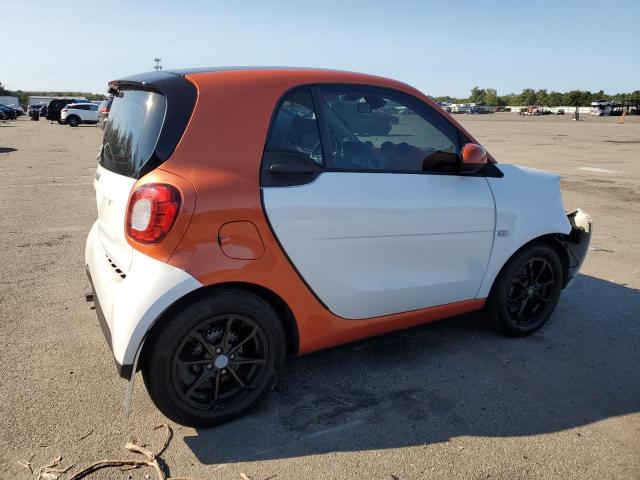 Photo 3 from auction – 2016 SMART FORTWO with VIN WMEFJ5DA4GK079227