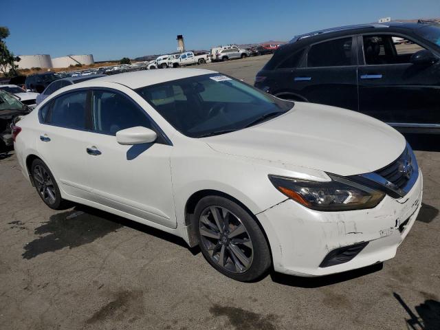 Photo 4 from auction – 2017 NISSAN ALTIMA 2.5 with VIN 1N4AL3AP7HC114246