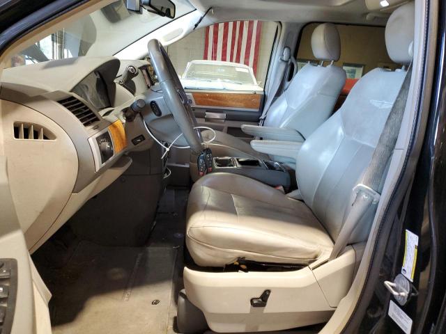 Photo 7 from auction – 2010 CHRYSLER TOWN & COU with VIN 2A4RR6DX5AR215396