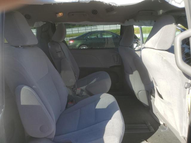 Photo 11 from auction – 2017 TOYOTA SIENNA LE with VIN 5TDKZ3DC4HS766567