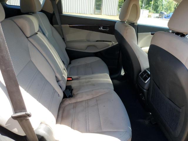 Photo 10 from auction – 2016 KIA SORENTO LX with VIN 5XYPG4A30GG085162