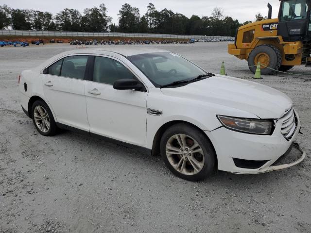 Photo 4 from auction – 2015 FORD TAURUS SE with VIN 1FAHP2D82FG178430