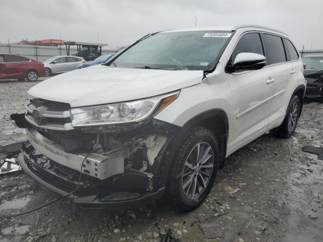 TOYOTA HIGHLANDER 2018 with VIN 5TDJZRFH4JS558153 - Photo from auction