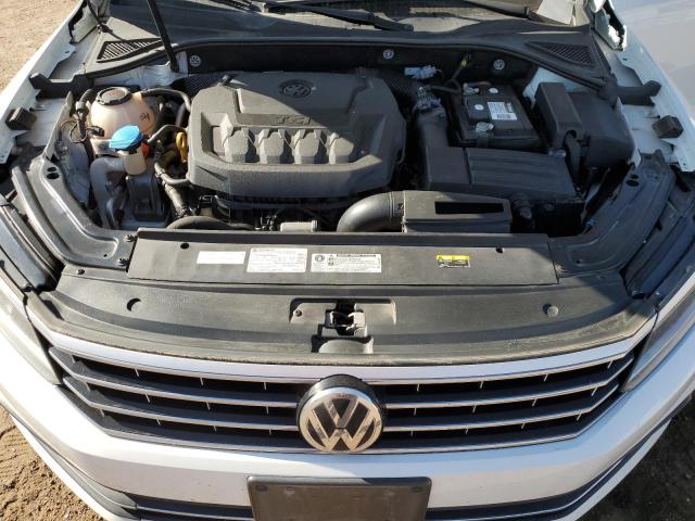 Photo 11 from auction – 2018 VOLKSWAGEN PASSAT SE with VIN 1VWBA7A32JC031237