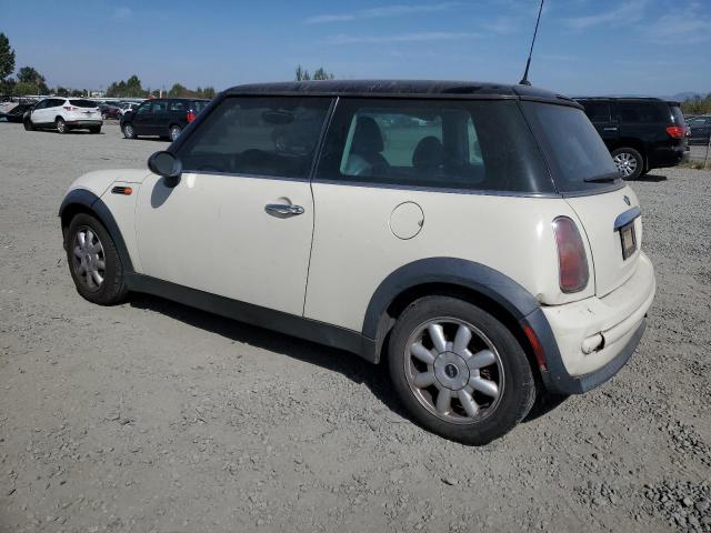 Photo 2 from auction – 2004 MINI COOPER with VIN WMWRC33484TJ57291