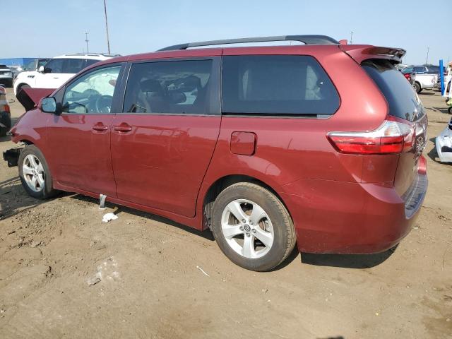 Photo 2 from auction – 2018 TOYOTA SIENNA LE with VIN 5TDKZ3DC6JS906107