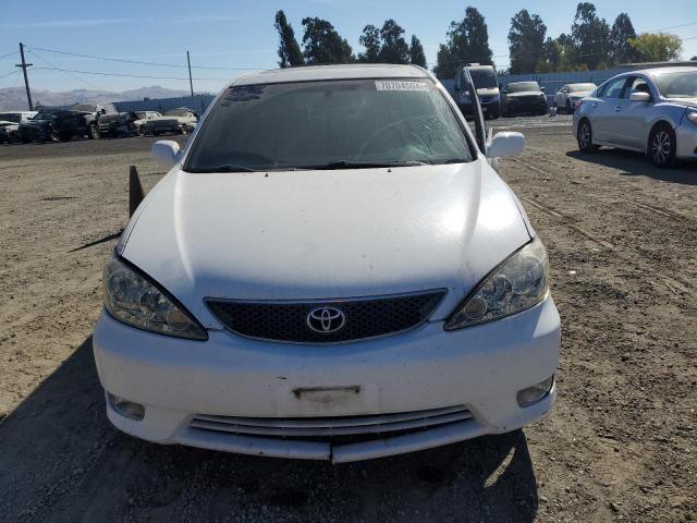 Photo 5 from auction – 2005 TOYOTA CAMRY LE with VIN 4T1BE30K95U640510