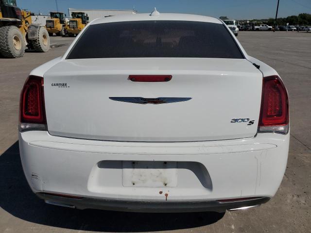 Photo 6 from auction – 2019 CHRYSLER 300 S with VIN 2C3CCABG8KH639881