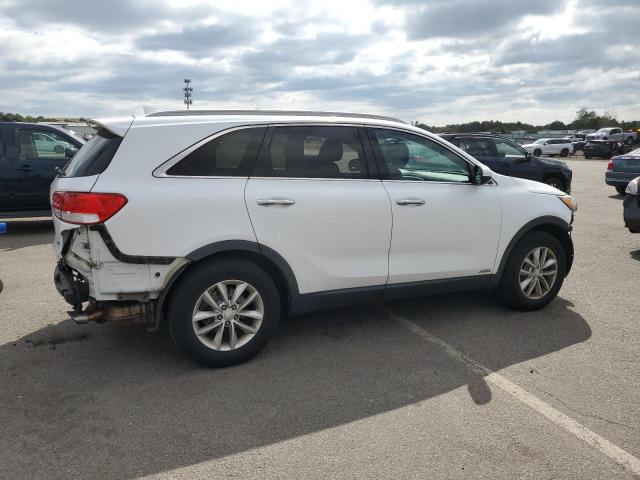 Photo 3 from auction – 2016 KIA SORENTO LX with VIN 5XYPGDA31GG021373