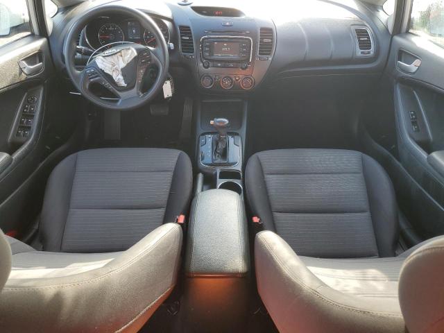 Photo 8 from auction – 2018 KIA FORTE LX with VIN 3KPFL4A76JE168965