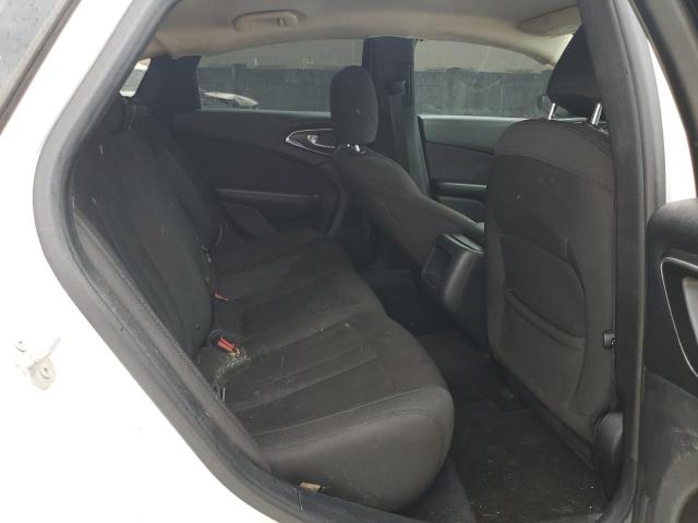 Photo 10 from auction – 2015 CHRYSLER 200 LIMITE with VIN 1C3CCCAB0FN754411