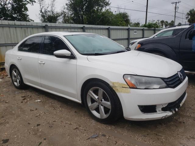 Photo 4 from auction – 2012 VOLKSWAGEN PASSAT SE with VIN 1VWBH7A34CC065873
