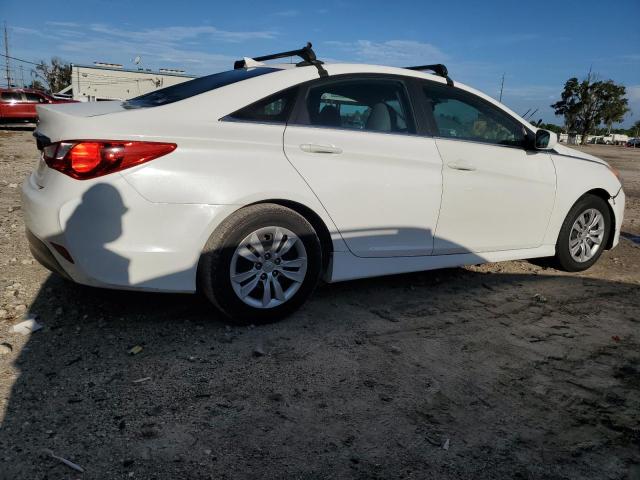 Photo 3 from auction – 2014 HYUNDAI SONATA GLS with VIN 5NPEB4AC8EH936331