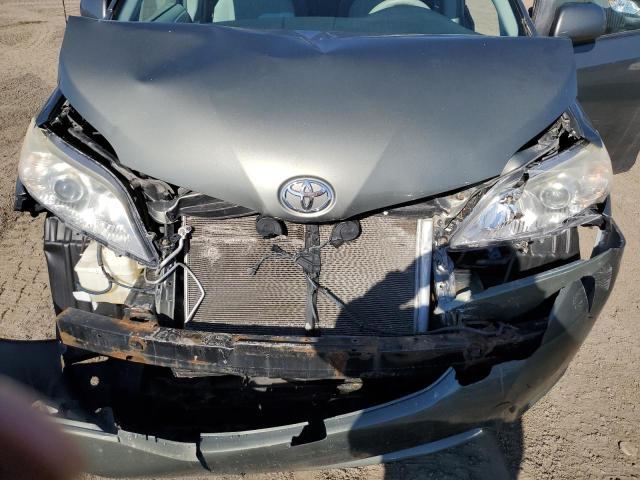 Photo 12 from auction – 2011 TOYOTA SIENNA LE with VIN 5TDKK3DCXBS042569