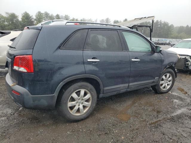 Photo 3 from auction – 2013 KIA SORENTO LX with VIN 5XYKTDA24DG342249