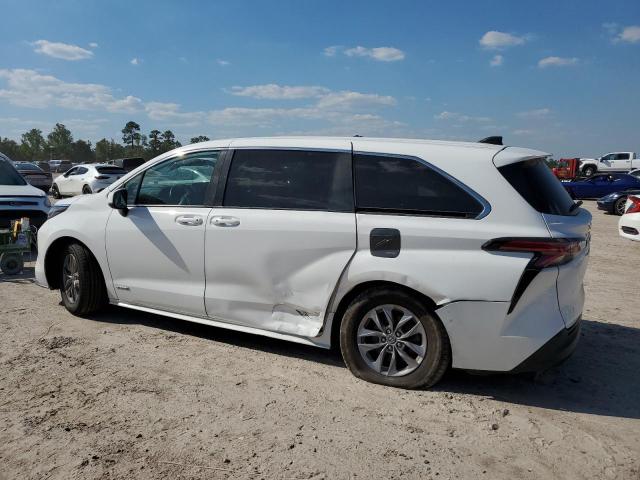 Photo 2 from auction – 2021 TOYOTA SIENNA LE with VIN 5TDKRKEC0MS042376