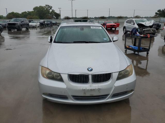 Photo 5 from auction – 2006 BMW 330 with VIN WBAVB33566KR73550