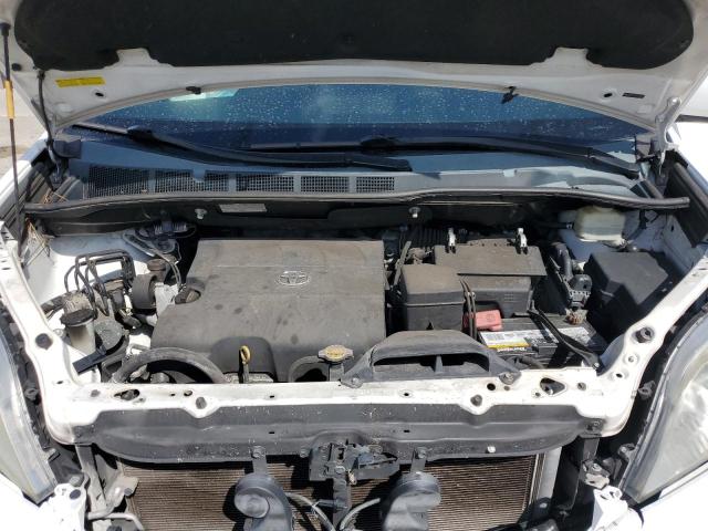 Photo 12 from auction – 2015 TOYOTA SIENNA LE with VIN 5TDKK3DC9FS612017
