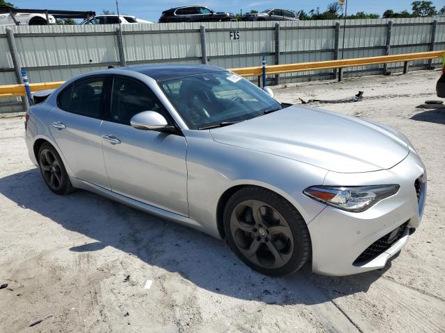Photo 4 from auction – 2017 ALFA ROMEO GIULIA TI with VIN ZARFAECN4H7562648