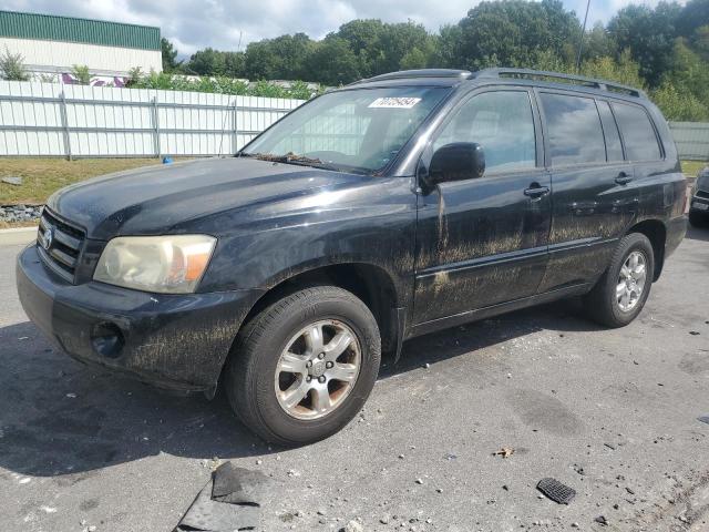 TOYOTA HIGHLANDER 2004 with VIN JTEEP21A440001495 - Photo from auction