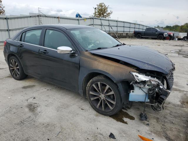 Photo 4 from auction – 2012 CHRYSLER 200 TOURIN with VIN 1C3CCBBG5CN296932