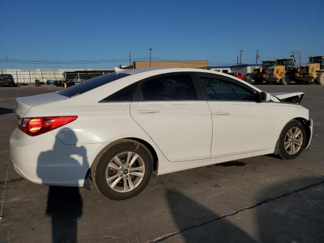 Foto 3 de la subasta – 2012 HYUNDAI SONATA GLS con VIN 5NPEB4AC7CH440577