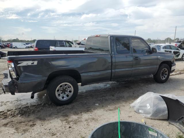Photo 3 from auction – 2004 CHEVROLET SILVERADO with VIN 1GCEK19T04E226826