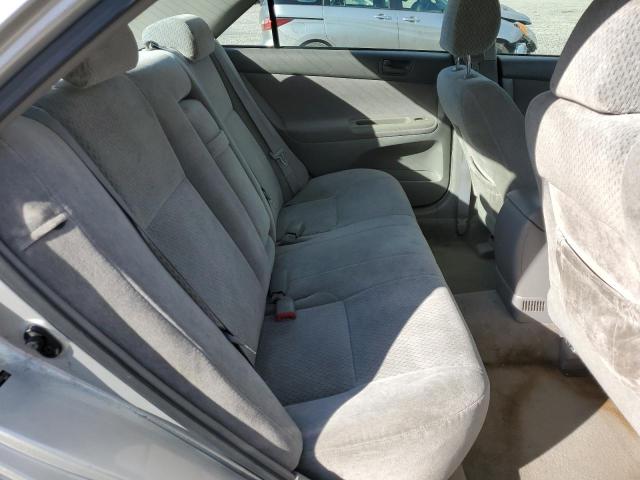 Photo 10 from auction – 2004 TOYOTA CAMRY LE with VIN 4T1BE32KX4U895579