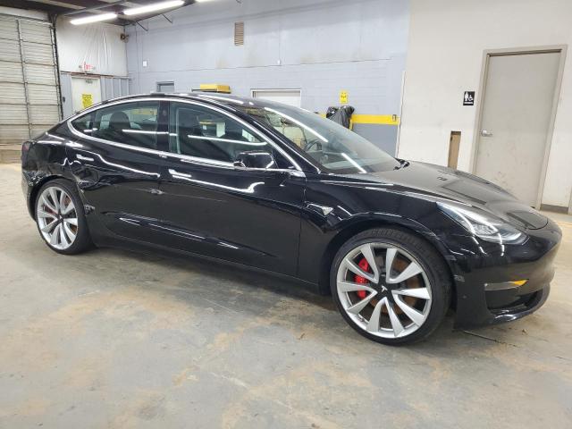 Photo 4 from auction – 2018 TESLA MODEL 3 with VIN 5YJ3E1EB7JF082553