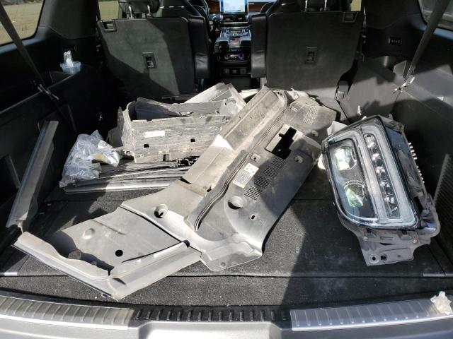 Photo 13 from auction – 2018 LINCOLN NAVIGATOR with VIN 5LMJJ3JT5JEL02442
